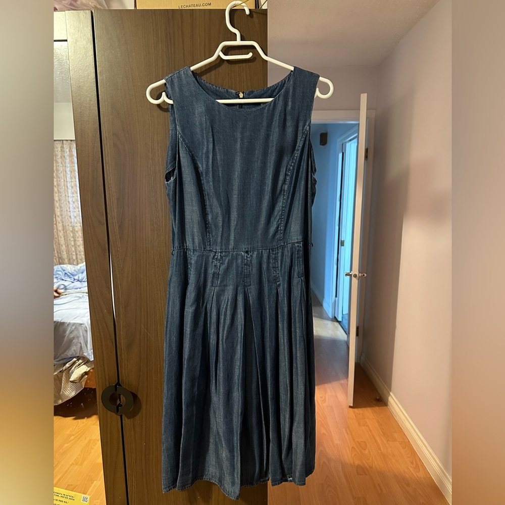 Tommy Hilfiger Blue chambray dress women’s SIZE US 2